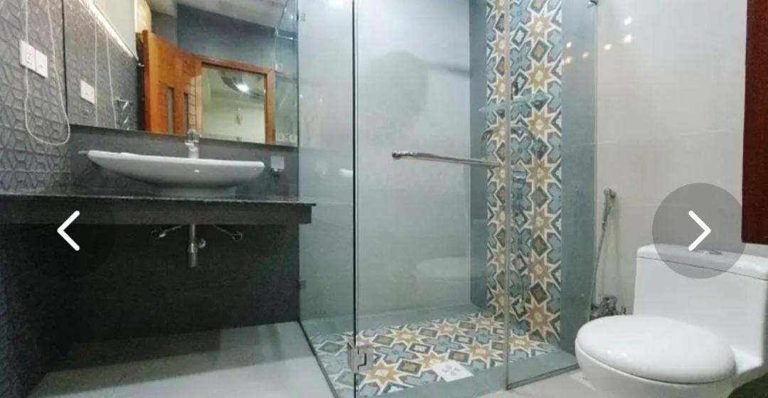 Furnished One-Bedroom Apartment For Rent Лахор Екстер'єр фото